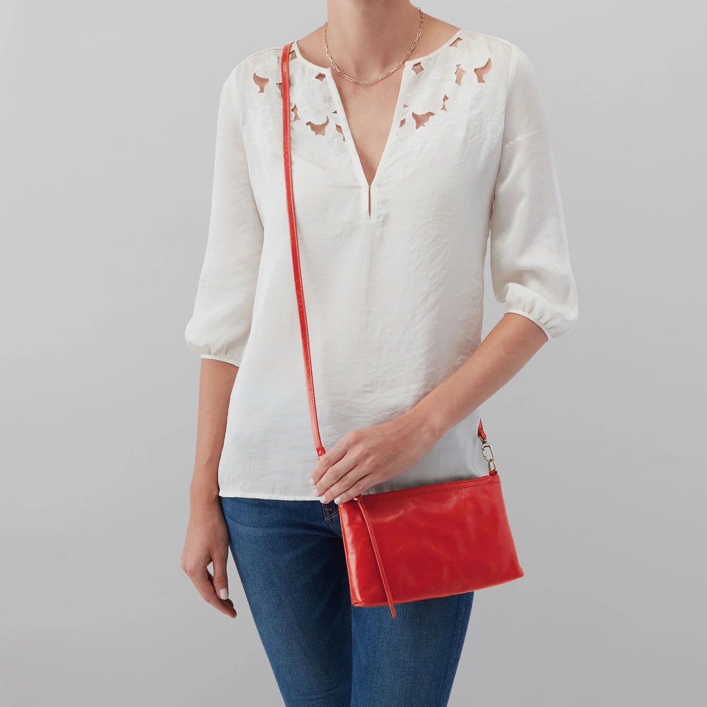 DARCY CROSSBODY - GRENADINE