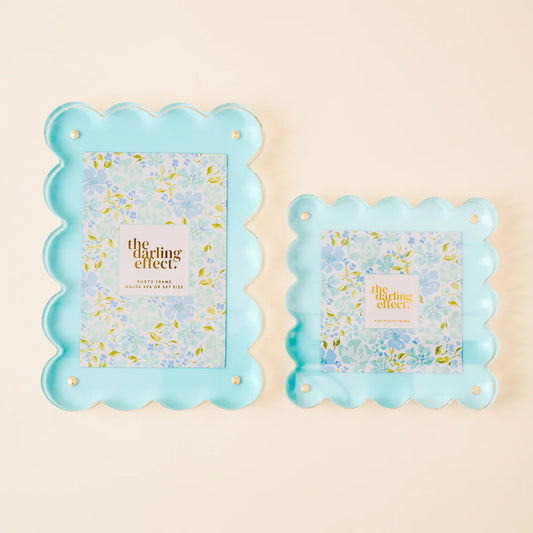 RECTANGLE SCALLOPED ACRYLIC FRAME
