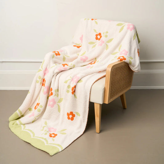 COZY DREAMS LUXE BLANKET - SCALLOPED FLORAL PINK