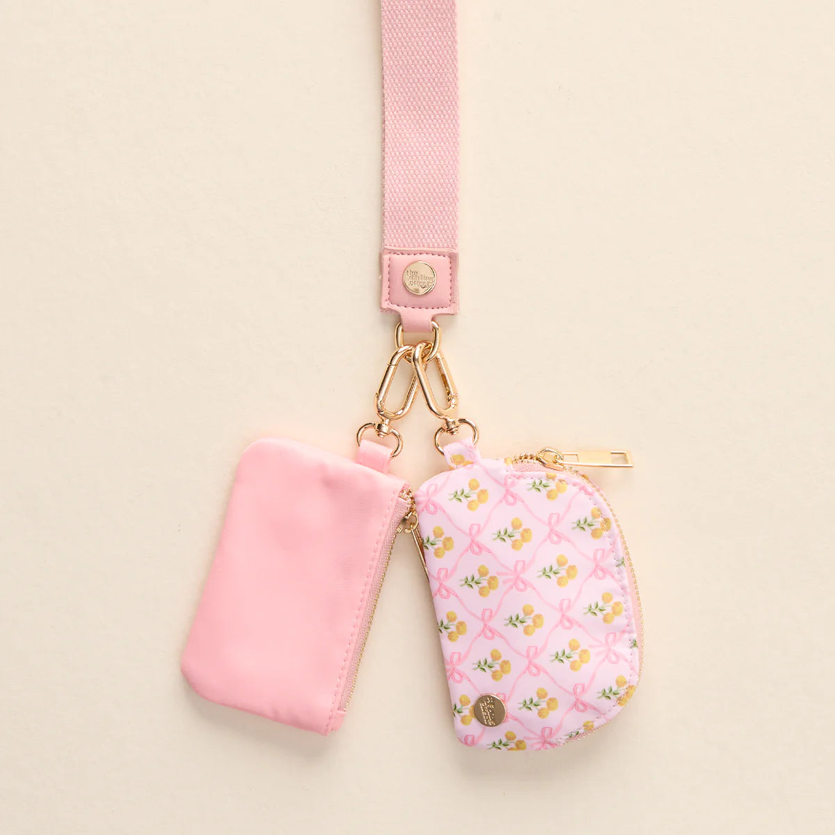 DYNAMIC DUO POUCH WRISTLET