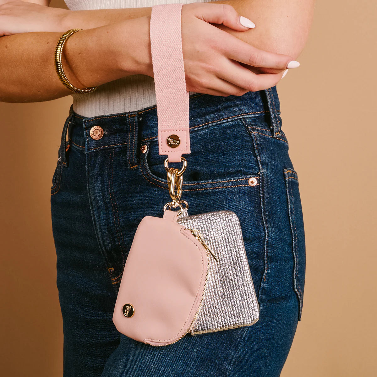 DYNAMIC DUO POUCH LUXE WRISTLET - ROSE ALL DAY