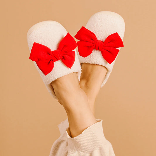 BETTY BOW RED FUZZY SLIPPERS