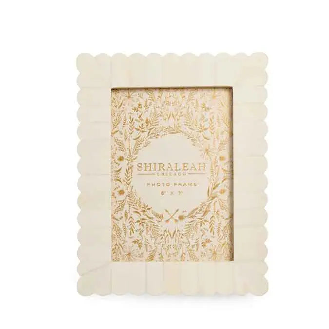 ROMA SCALLOPED FRAME