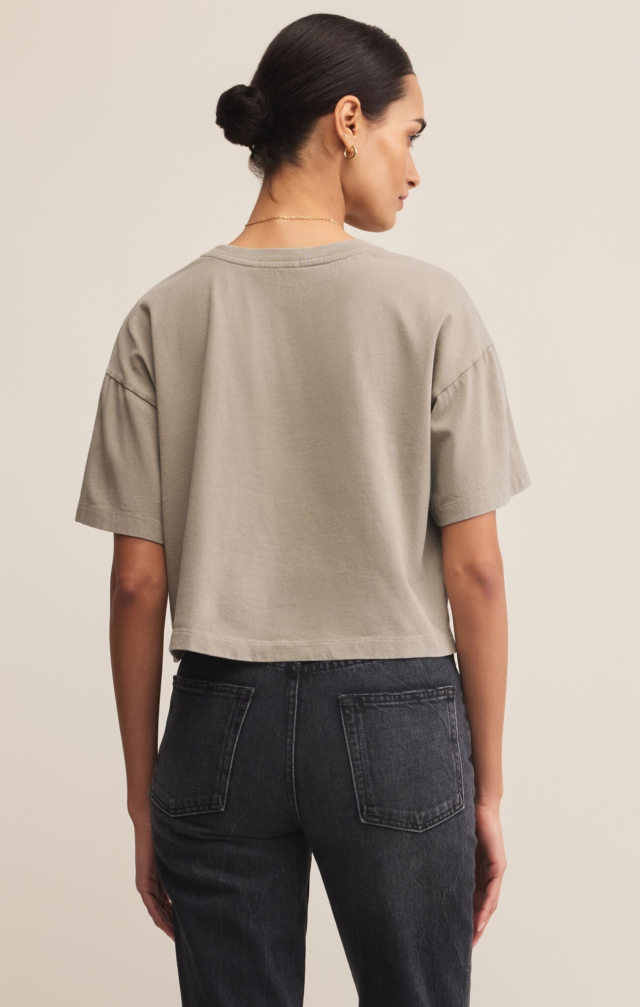 ON THE GO TEE - RETREAT