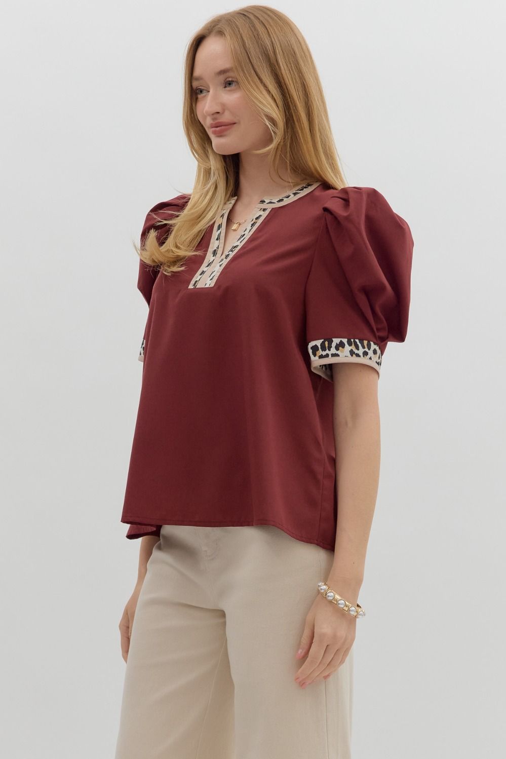 MERLOT BUBBLE SLEEVE TOP