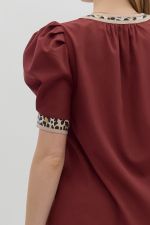 MERLOT BUBBLE SLEEVE TOP