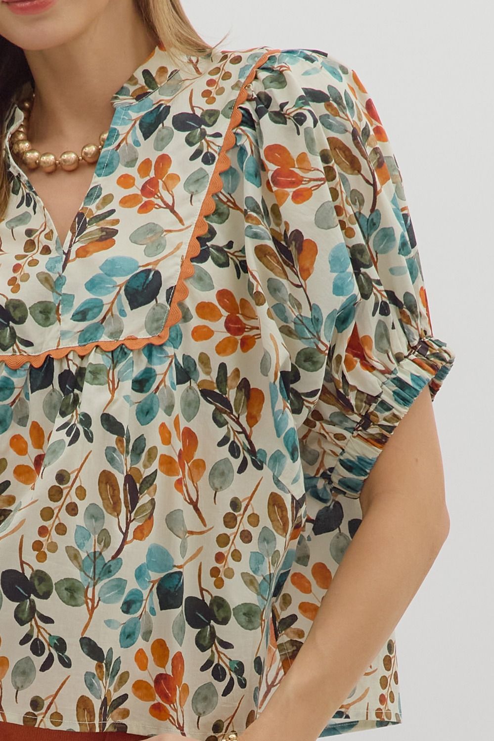 FUN FLORAL RIC-RAC TRIM TOP