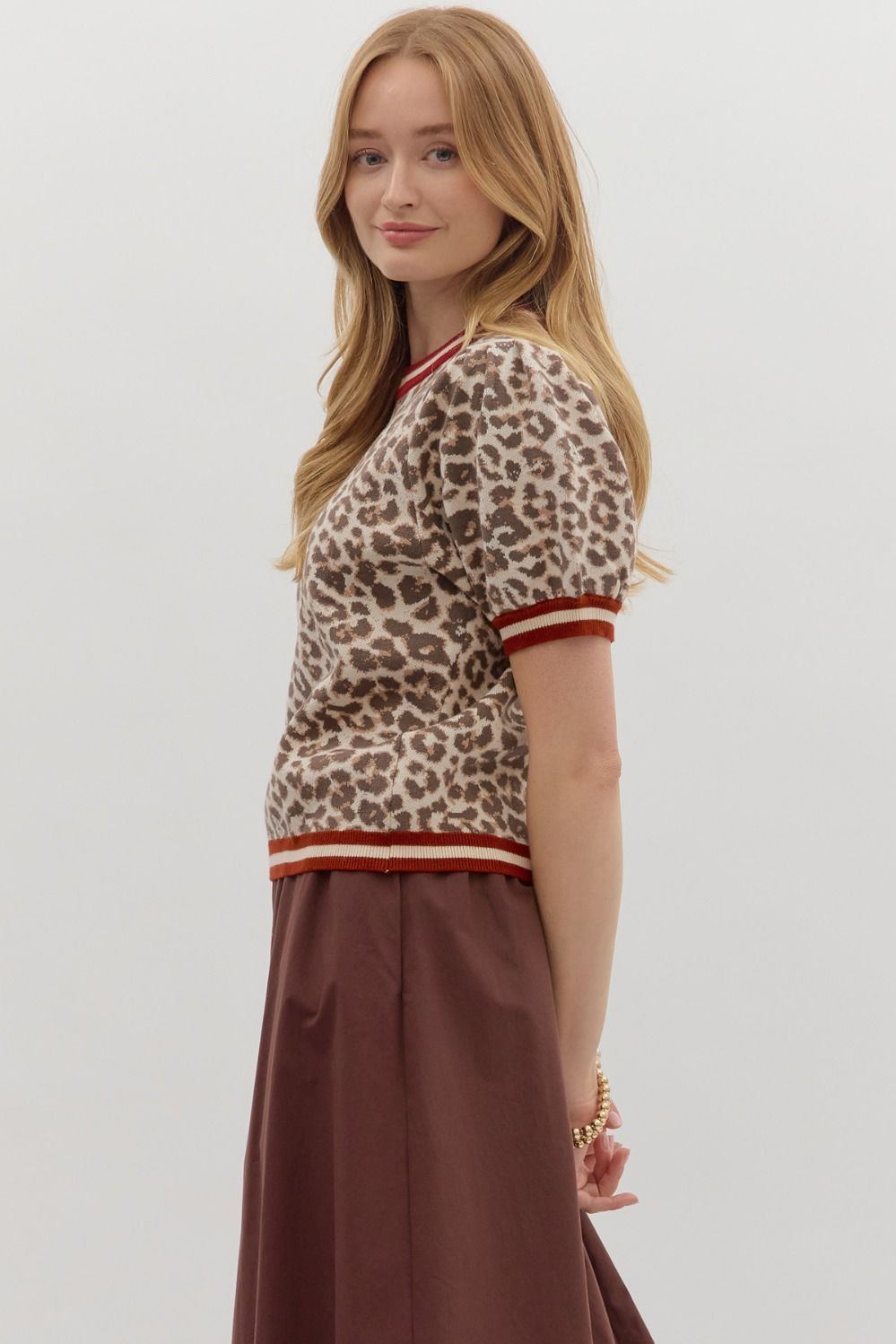 LEOPARD SHORT SLEEVE SWEATER
