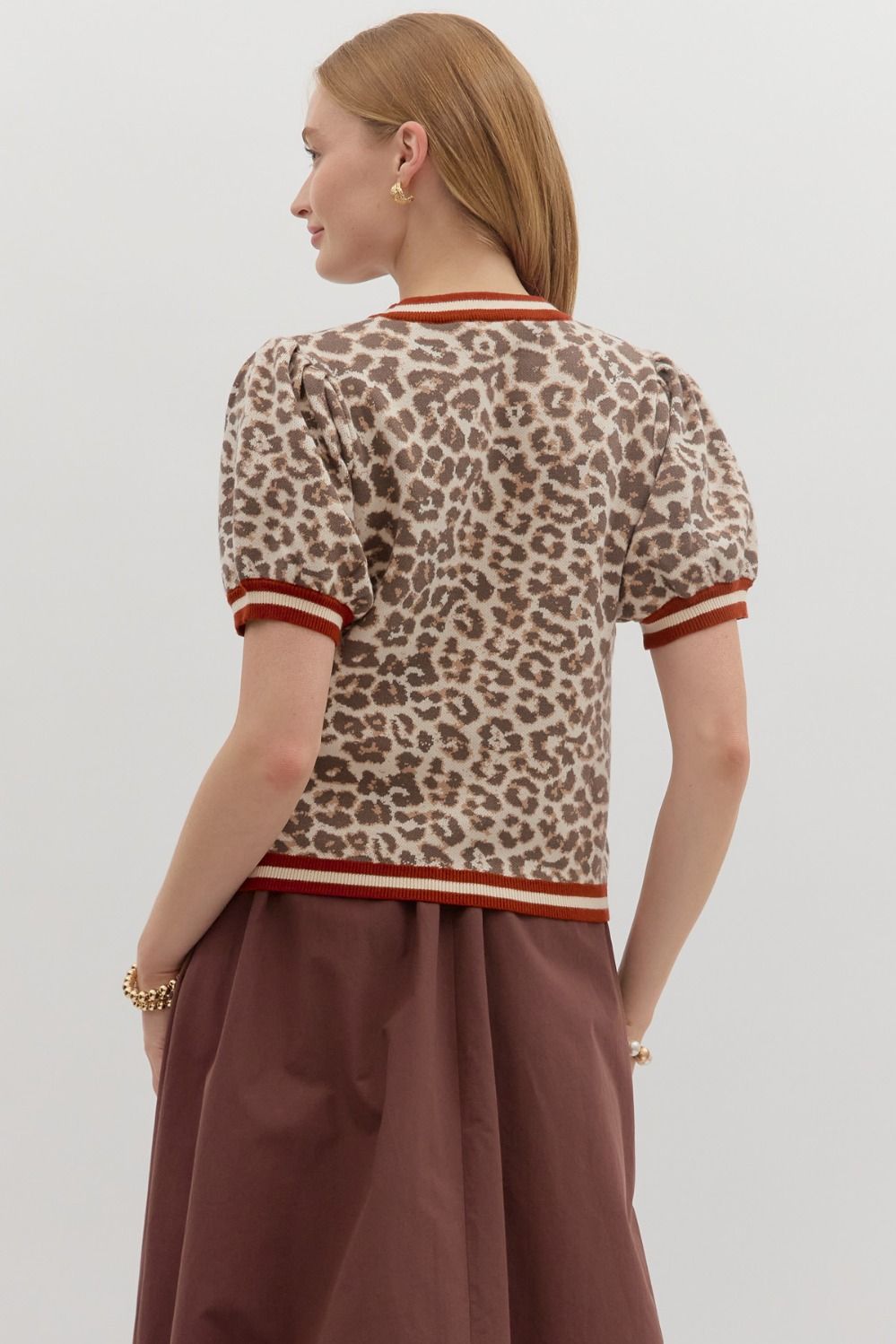 LEOPARD SHORT SLEEVE SWEATER