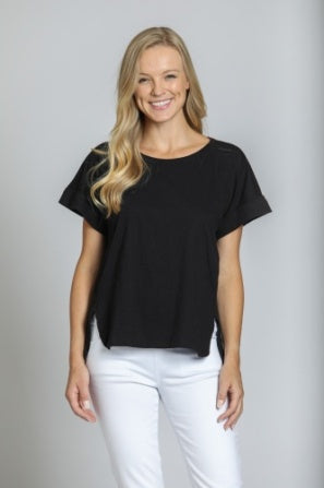BLACK ROLLED SLEEVE TOP