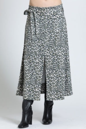 VEGAN SUEDE LEOPARD SKIRT