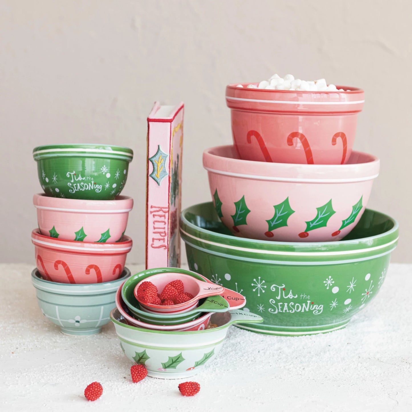 VINTAGE CHRISTMAS BOWLS