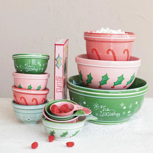 VINTAGE CHRISTMAS BOWLS